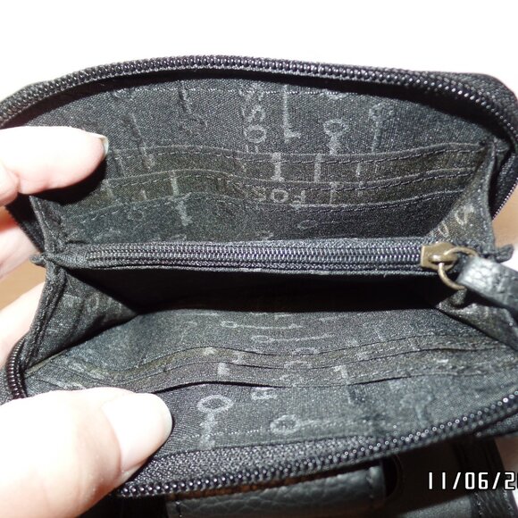 Black Fossil Leather Wallet - Picture 8 of 15